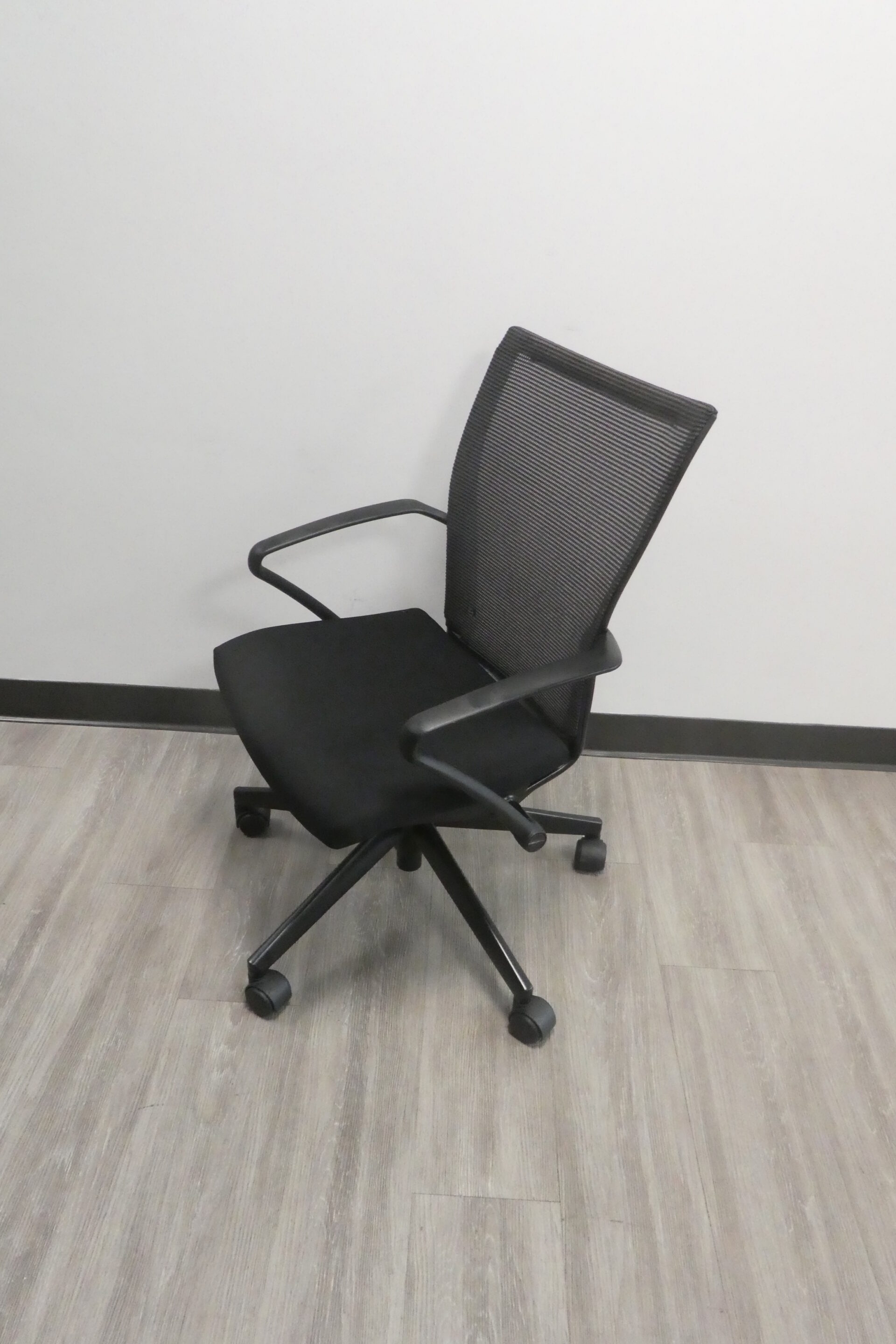 Haworth, X99 Advanced Seminar Chair Solutions Office Interiors